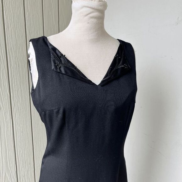 Vintage Dani Max Black Beaded V-Neck Sheath Dress Size 6 Made in USA - Picture 8 of 12